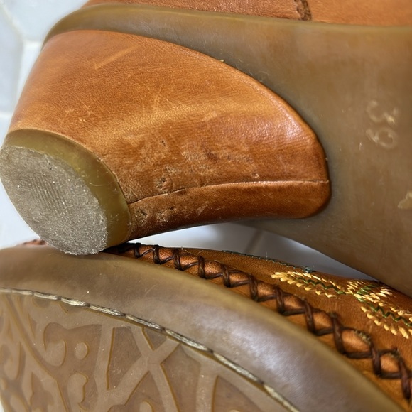 PIKOLINOS Brown Embroidered Mules - Picture 7 of 10